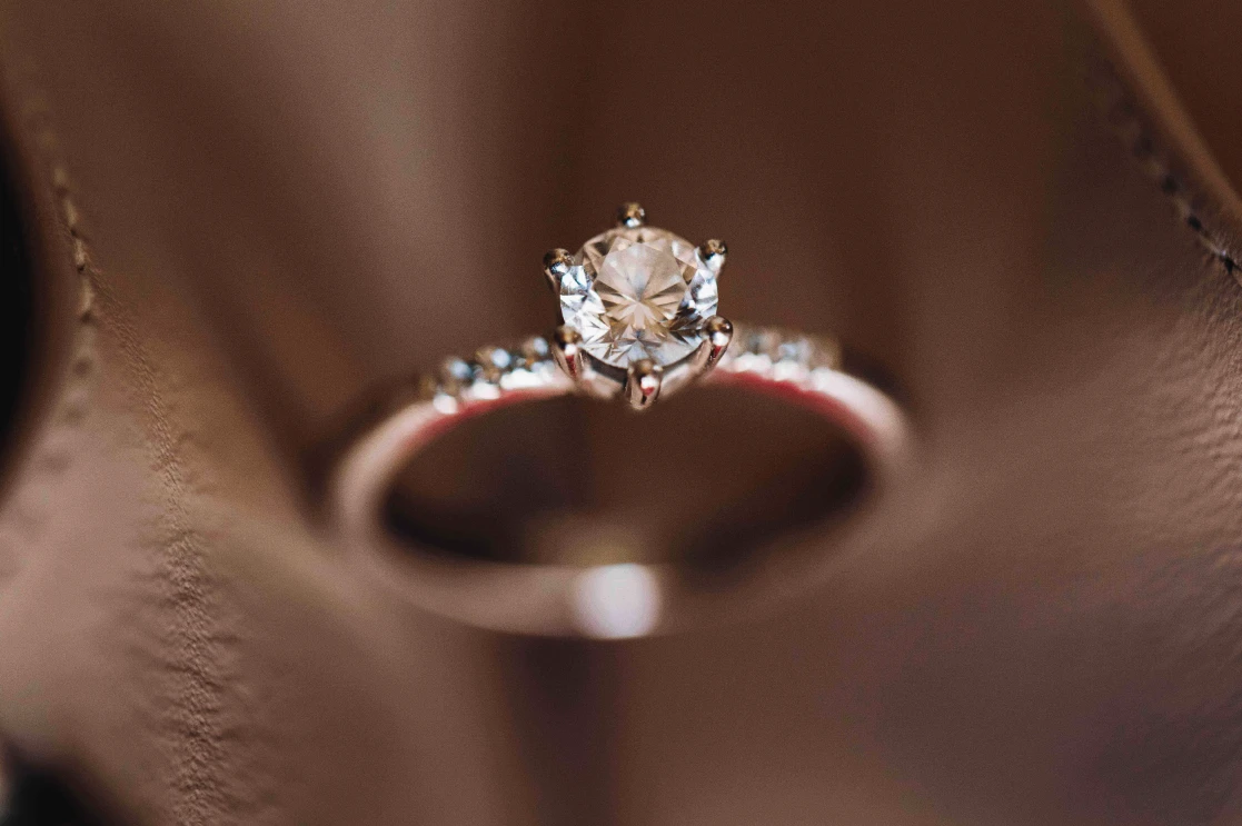 Corello vender diamantes1